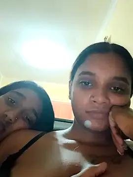 Indianqueen03 on StripChat 
