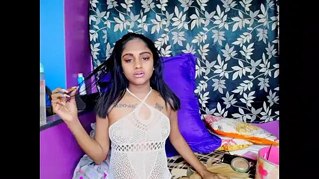 indiansumaya on StripChat 