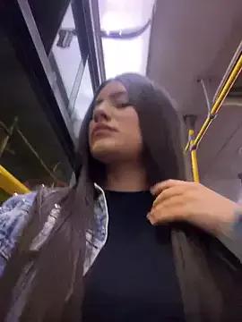 Isabella21_ on StripChat