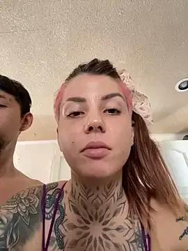 Izy_cute_ on StripChat