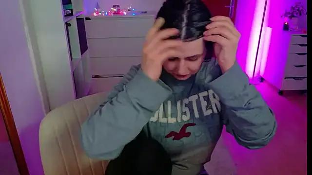 jenna-sxy19 on StripChat