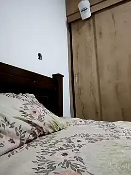 Julietta_1602 on StripChat