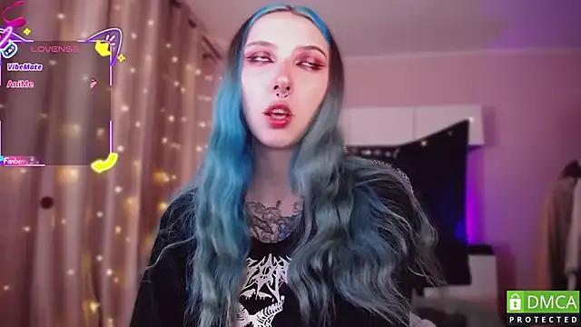 JustMeowGirl — Chest tease