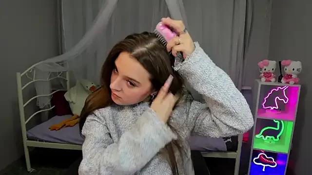 kaisajenner — change my outfit