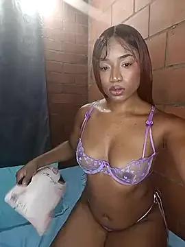 Kaori-Luz on StripChat
