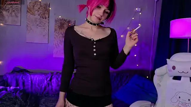 KikiMoor — topless dancing