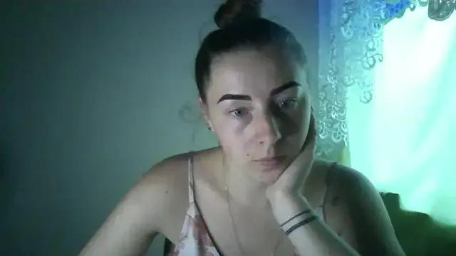 Kitten36 — Flirty striptease 