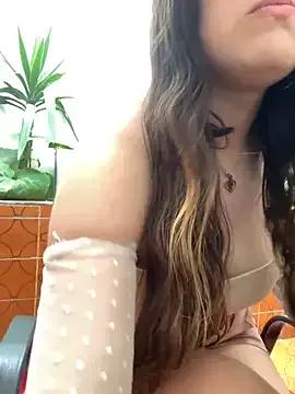 Lilaa_Euphoria on StripChat 