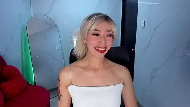 LilithCooperr_ on StripChat 