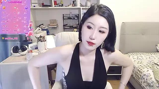 liliya_x on StripChat 