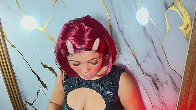 Lizz_Tender on StripChat 