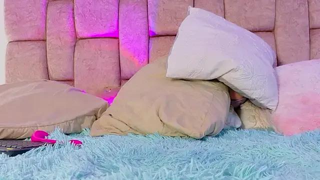 LolaYun on StripChat