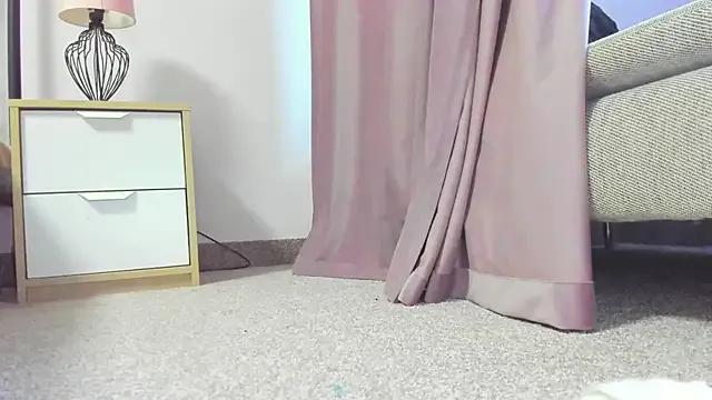 LollaVibes on StripChat 