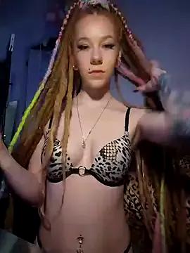 LucidLucy on StripChat