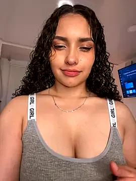 Lucy_Marin — Enjoy my nude 5 min + TWERKING