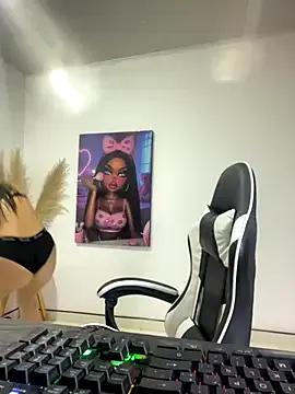 Lulu_Monroe on StripChat