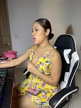 Lulu_Monroe on StripChat