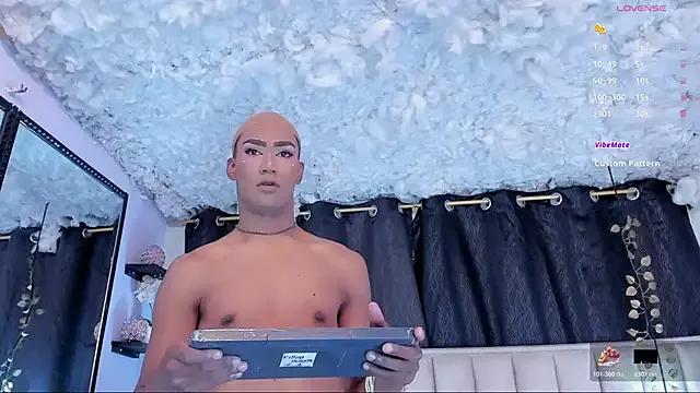 melody-rouss — SHOW ASS