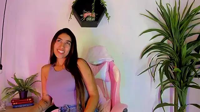 Mia_Montess on StripChat