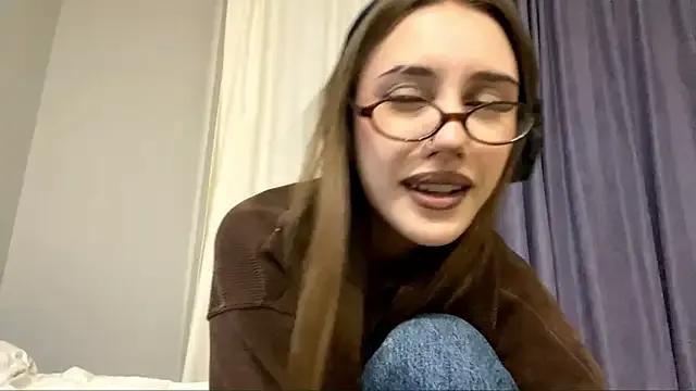 Milena_Awesome — Sexy finger licking