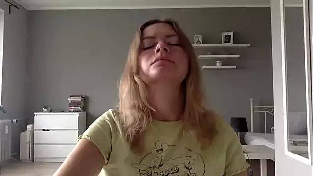MillieShow — bra off top on xx