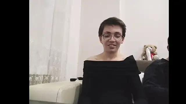 minikkdunyam on StripChat 