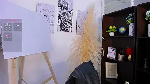 Miriam_milf on StripChat 