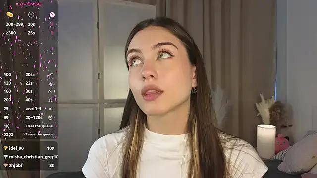 Moonlight1Sonata1 on StripChat 