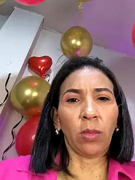 Mrsvictoriaaa on StripChat