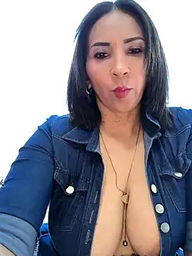 Mrsvictoriaaa on StripChat