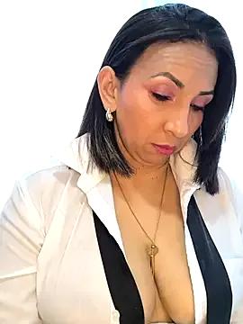 Mrsvictoriaaa on StripChat