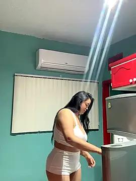 MyHoneyFrida — Desnuda a tu Mexicana y ponle el Lovense