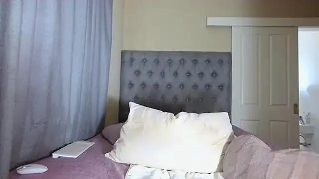 nanababe1 on StripChat 