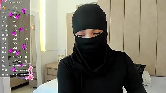 nashi_ra on StripChat