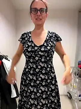 NataKitten on StripChat 