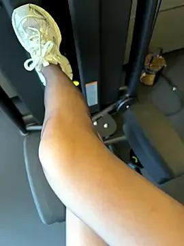 nideanbaby — Group on StripChat