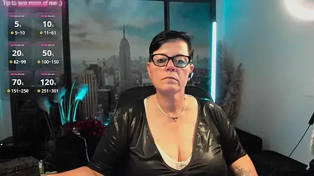 ninarandmann on StripChat 