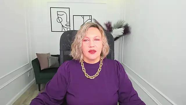 NinaStarle on StripChat 