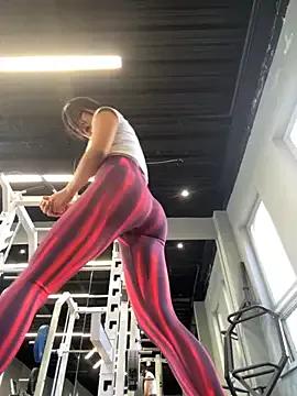 Ninazhang on StripChat 