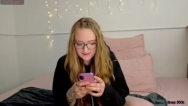 Pattyworld69 on StripChat