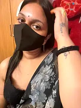 Preethi_Bujji — Show boobs and lips