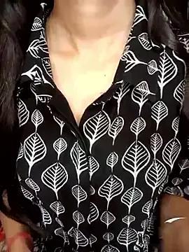 Queen_Pooja7 on StripChat 
