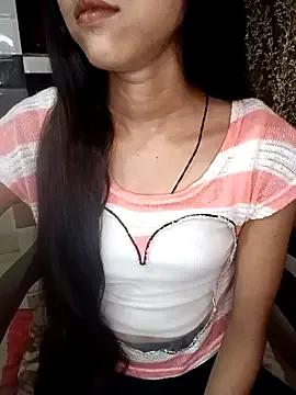 Queen_Pooja7 on StripChat 
