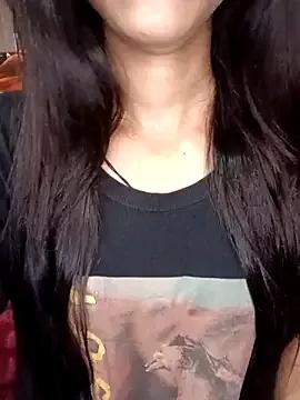 Queen_Pooja7 on StripChat