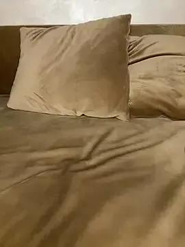 RachaCharmouta — Freechat on StripChat