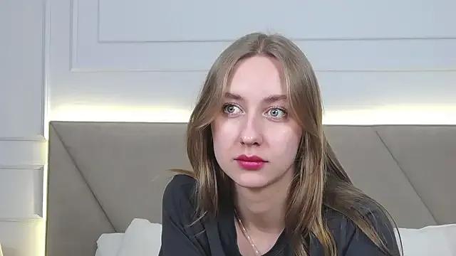 RachaelCute on StripChat