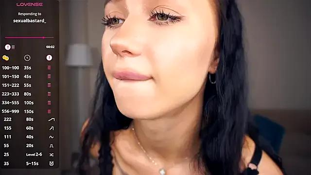 RendaBaatz — Kiss you close to cam :*