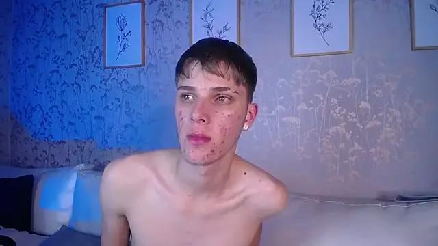 Robbin_Blaze on StripChat 