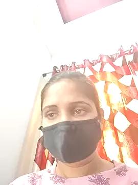 Ruhi_07 on StripChat