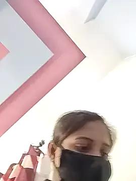 Ruhi_07 on StripChat